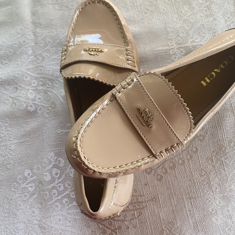 Coach beige/tan loafers-Patent leather “Odette” style